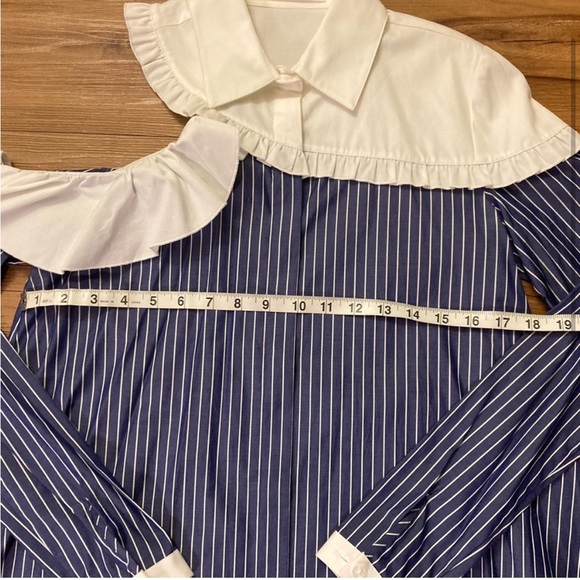 Sandy Liang contemporary pinstripe blouse! - Picture 3 of 3